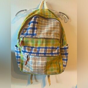 Backpack, plaid, wild fable brand, great condition, no stains, no obvious wear.